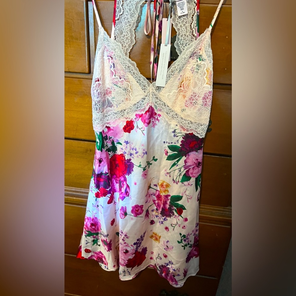 Size m lingerie brand new with tags.